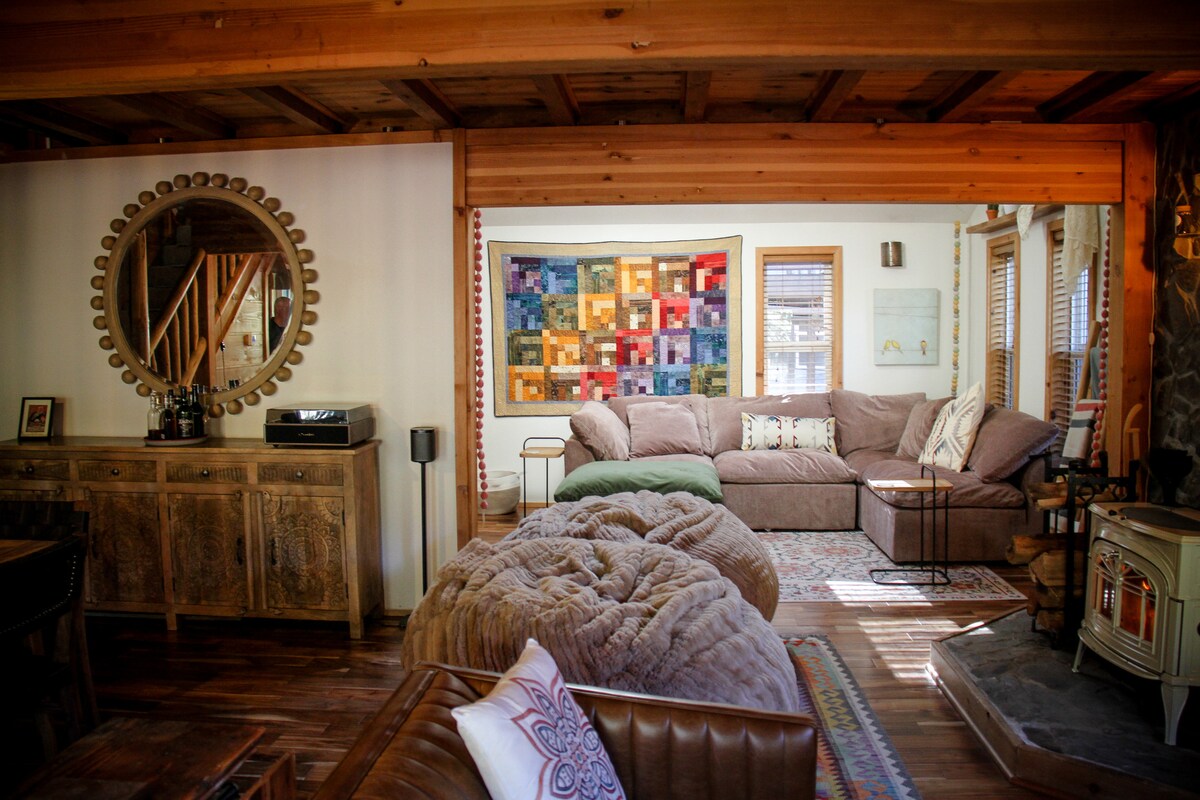 Open cabin living area