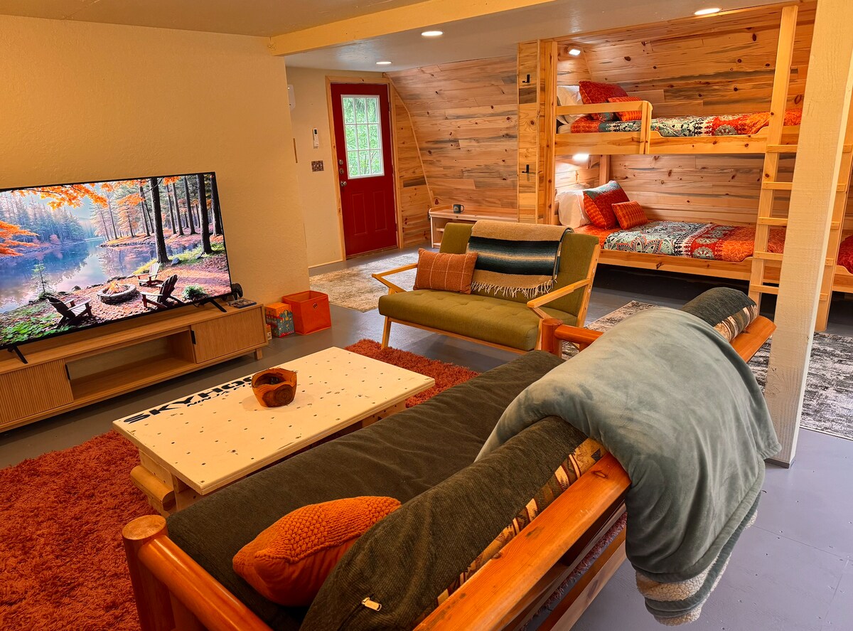 Comfortable separate bunkhouse lounge